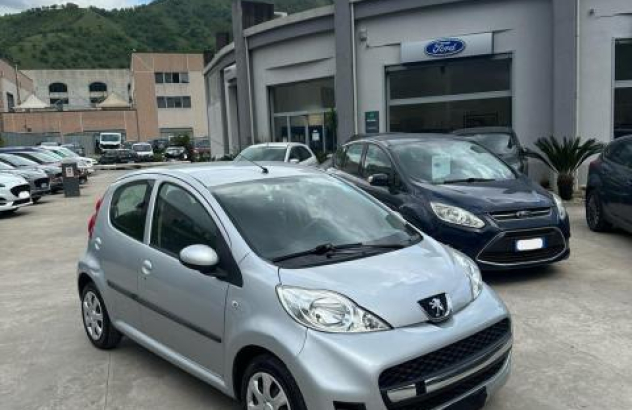 PEUGEOT 107 1.0 68 CV 5p. Active Benzina 1999