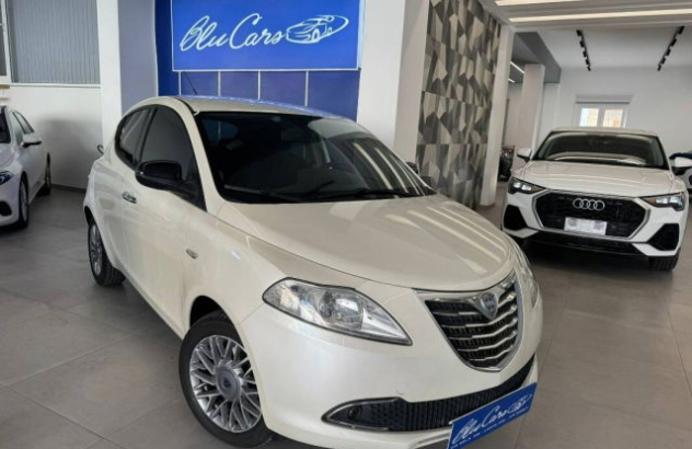 LANCIA Ypsilon  Benzina 2012