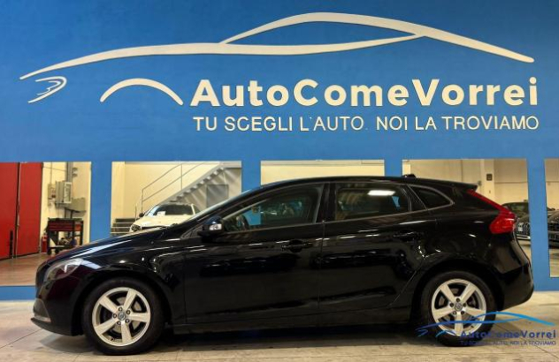 VOLVO V40 D2 Kinetic Diesel 2014