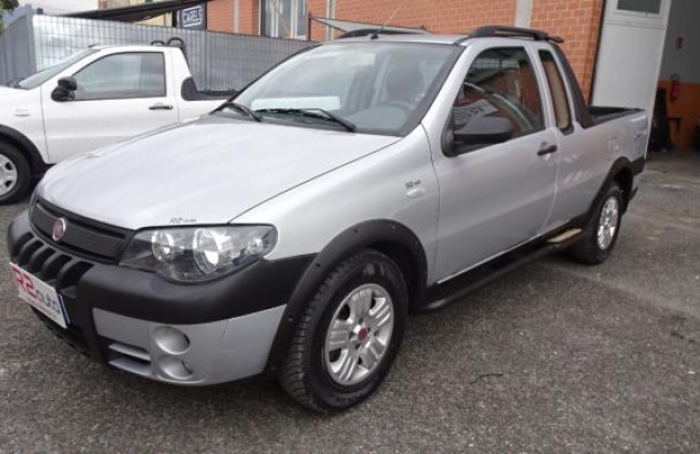 FIAT Strada  Diesel 2009