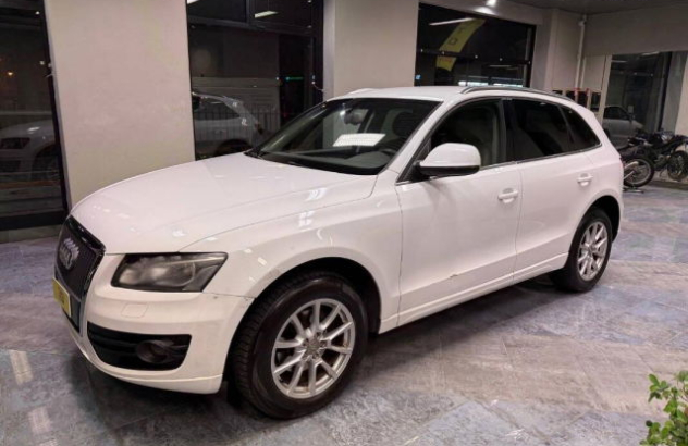 AUDI Q5  Diesel 2010