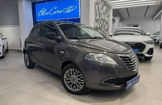 LANCIA Ypsilon  Benzina 2012