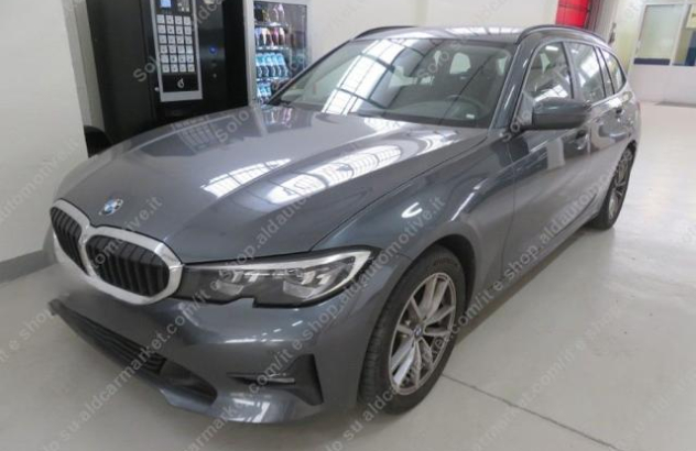 BMW Serie 3 Touring 320d 48V xDrive Touring Business Adv. Elettrica-Diesel 2020