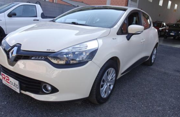 RENAULT Clio   2015