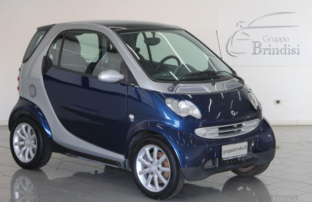 SMART Fortwo 700 coupé passion Benzina 2004