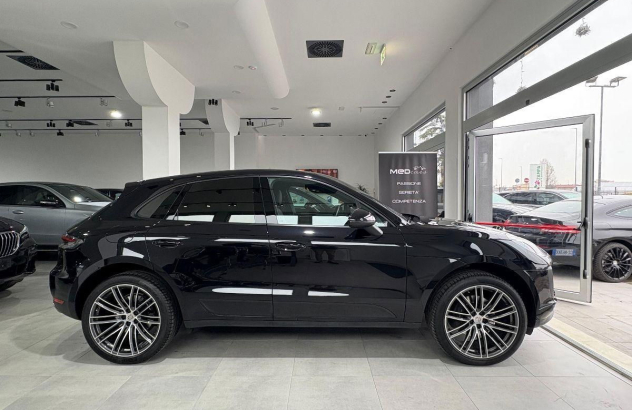 PORSCHE Macan 2.0 Benzina 2020