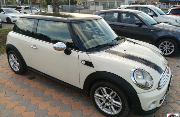 MINI Mini 1.6 16V Cooper D Diesel 2010