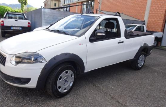 FIAT Strada  Diesel 2013