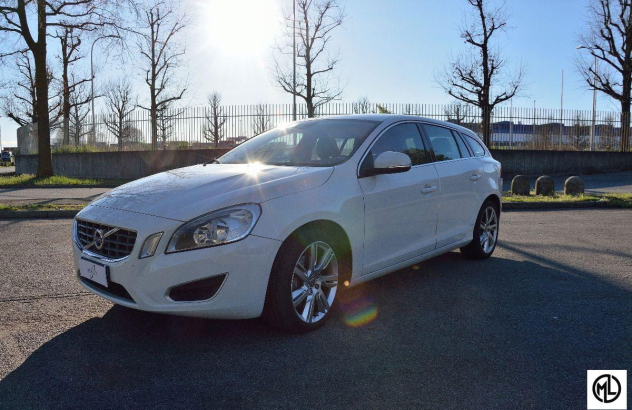 VOLVO V60 D5 AWD Geartronic Momentum Diesel 2012