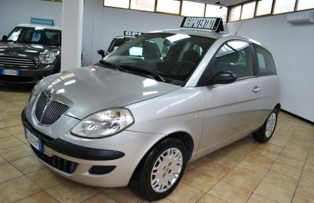 LANCIA Ypsilon 1.2 Oro Benzina 2004