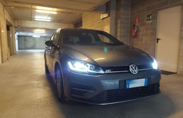 VOLKSWAGEN Golf 1.5 TSI EVO ACT R-Line Benzina 2020