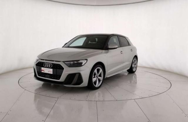 AUDI A1  Benzina 2024