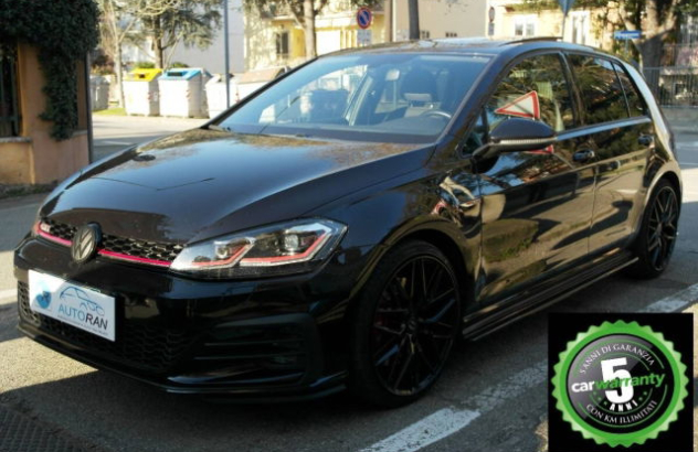 VOLKSWAGEN Golf  Benzina 2019