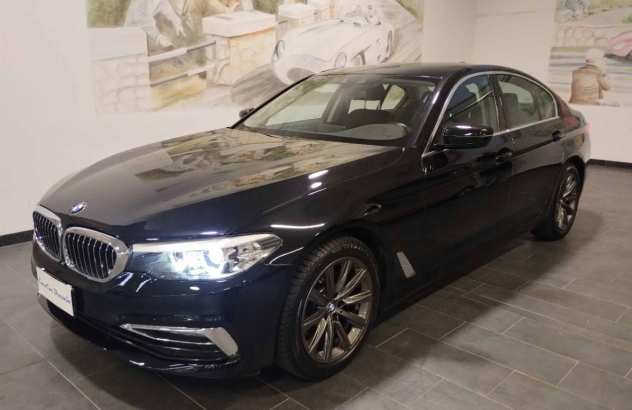 BMW Serie 5 520d xDrive Luxury Diesel 2019