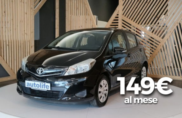 TOYOTA Yaris  Benzina 2013