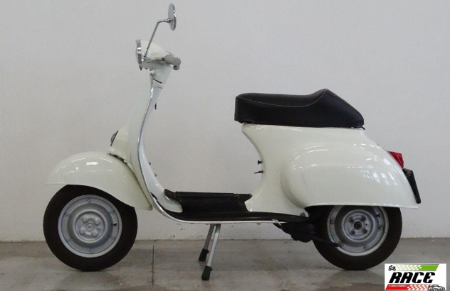 Piaggio vespa 50r  Benzina 2009