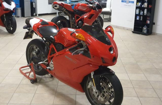 Ducati 999  Benzina 2004