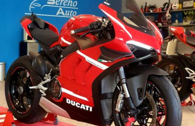 Ducati Panigale V4   2020