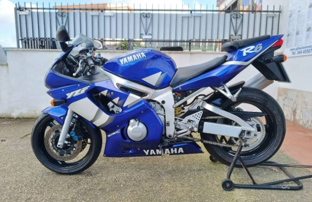 Yamaha YZF R6  Benzina 1999