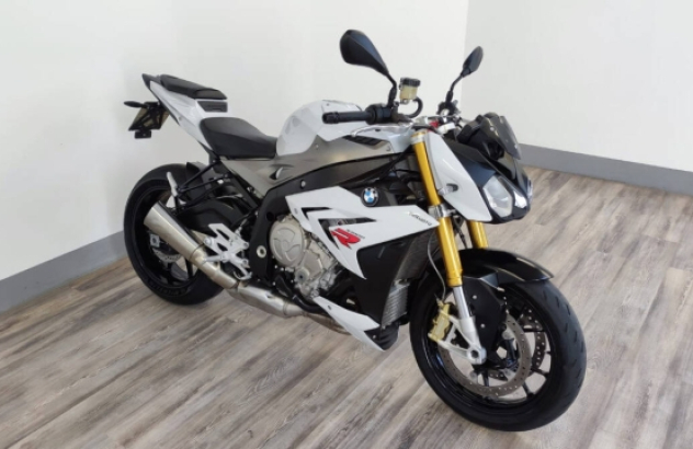 Bmw S 1000 R  Benzina 2014