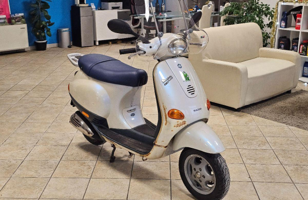 Piaggio Vespa 50 R  Benzina 1999